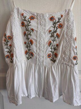 Patrons of Peace Embroidered Floral Peplum Tank Top White Size L Boho